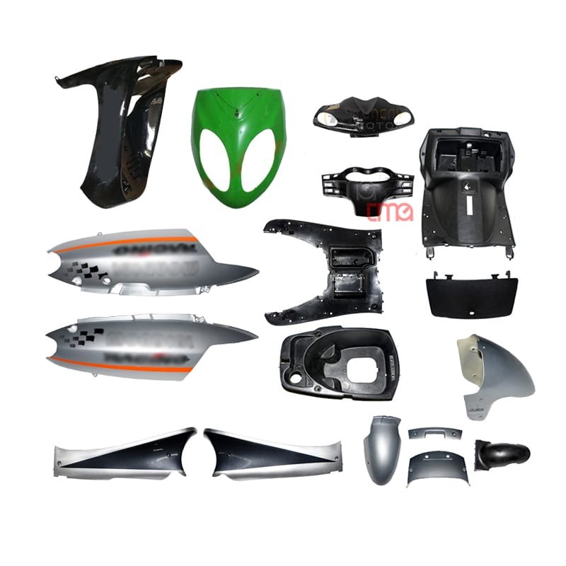 Scooter 150 Patlak Göz Modeli Kaporta Seti Karışık Renk 17 Parça